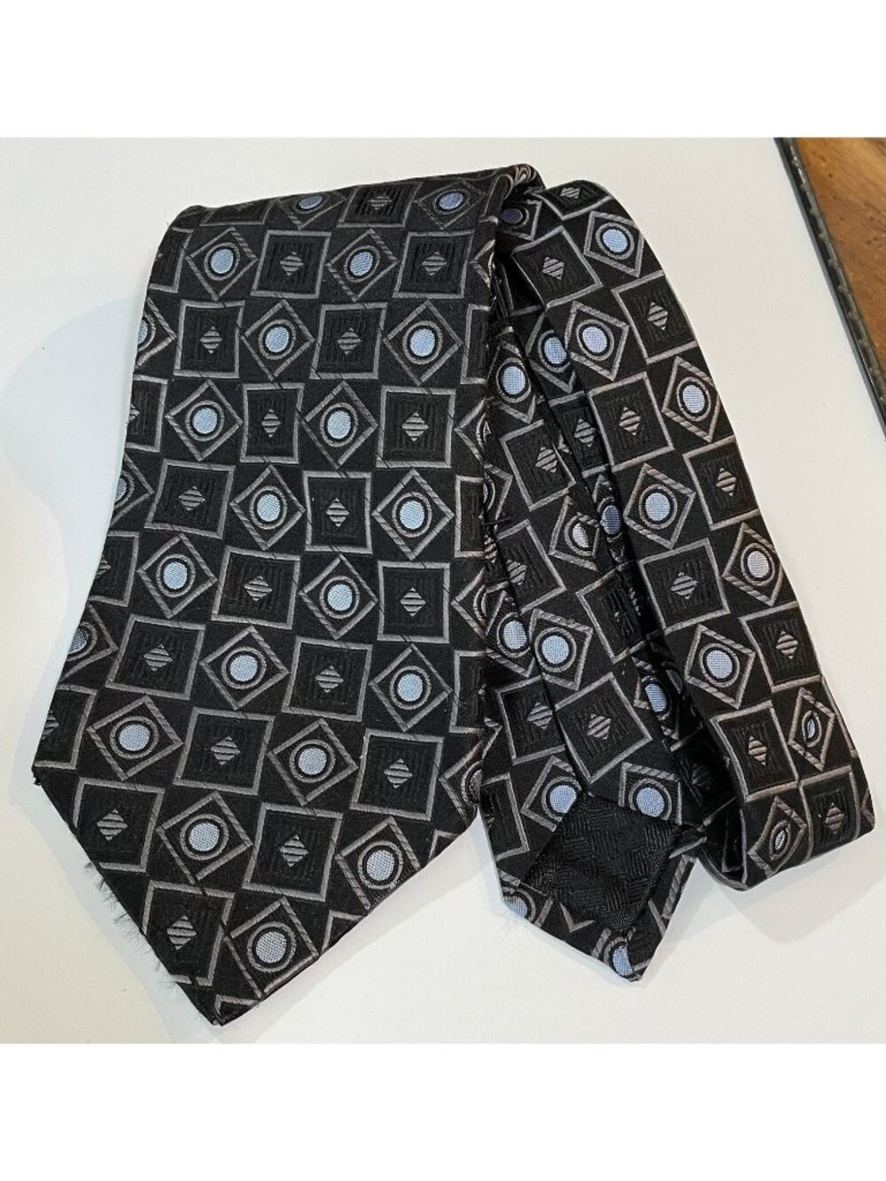 Hart Schaffner Marx Black Blue Geometric Silk Tie 3.75" x 60" Made USA